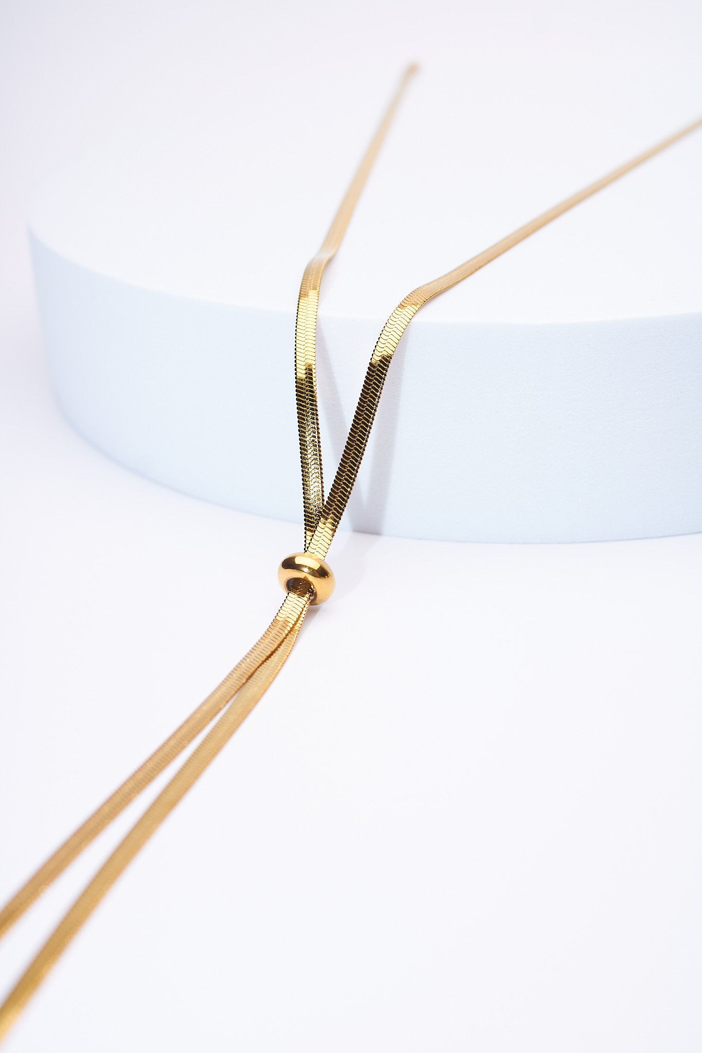 Collar serpiente deslizador dorado — baño dorado, caída regulable