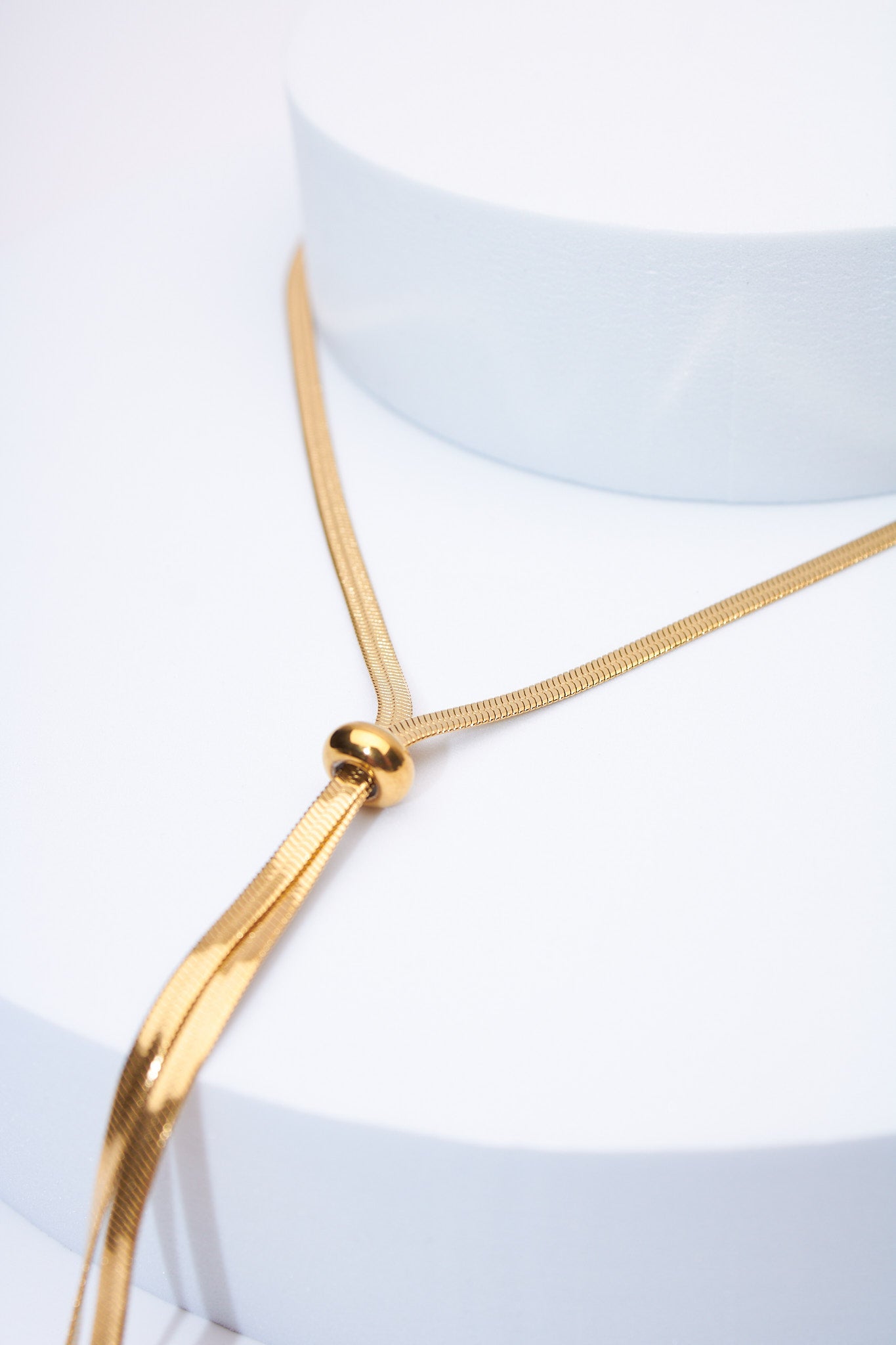 Collar serpiente deslizador dorado — baño dorado, caída regulable