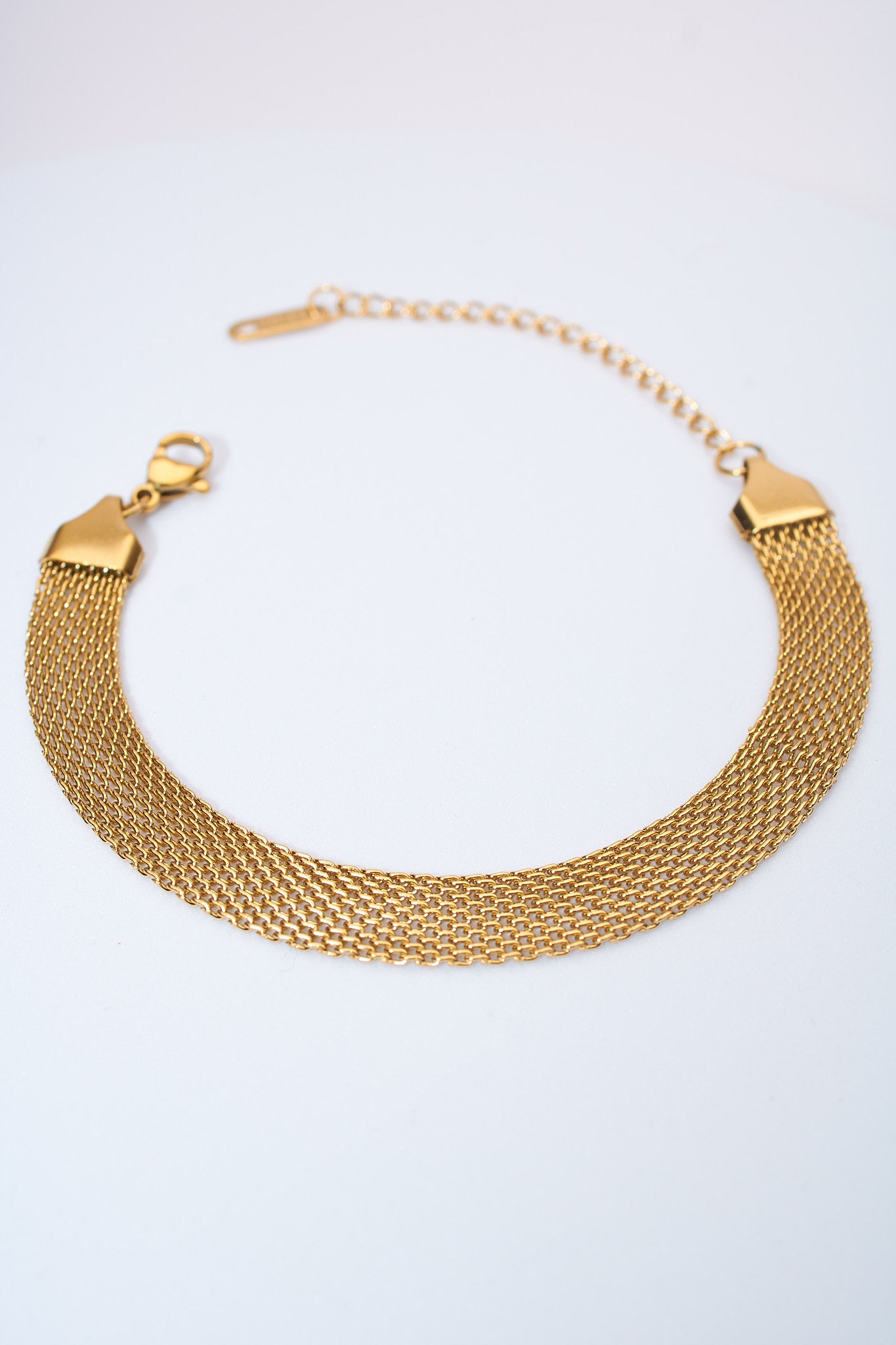 Pulsera malla múltiple dorada — extensión ajustable