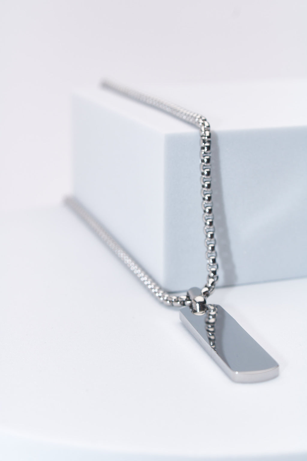 Collar placa rectangular lisa — acero inoxidable plateado