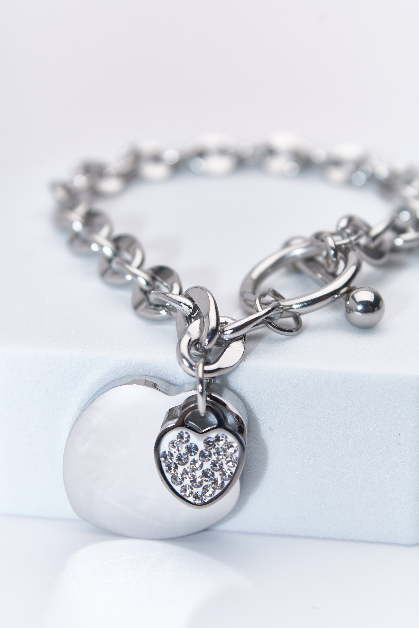 Pulsera cadena eslabón con colgante corazón — acero inoxidable plateado