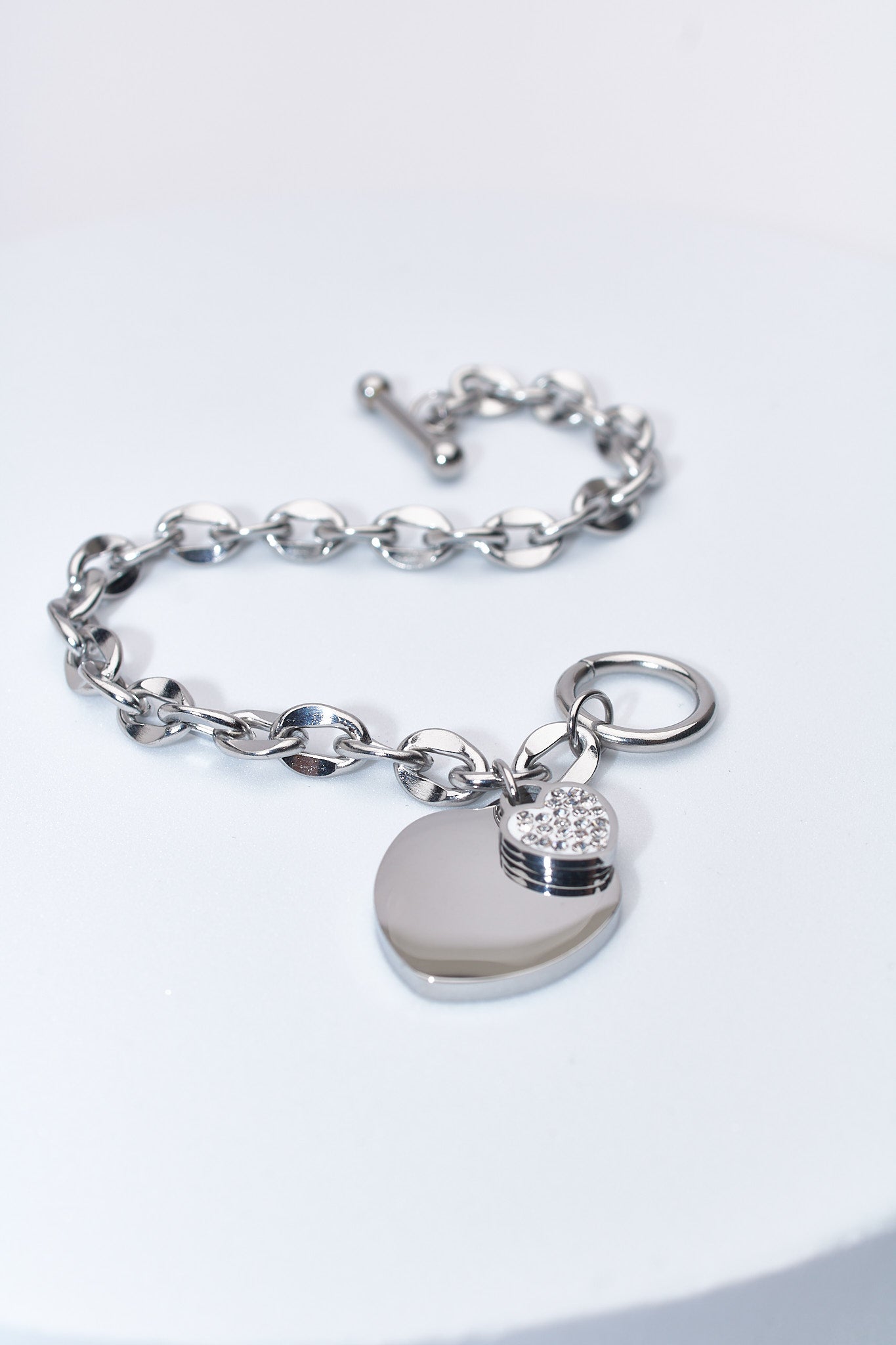 Pulsera cadena eslabón con colgante corazón — acero inoxidable plateado