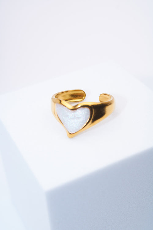 Anillo ajustable corazón esmaltado — baño dorado