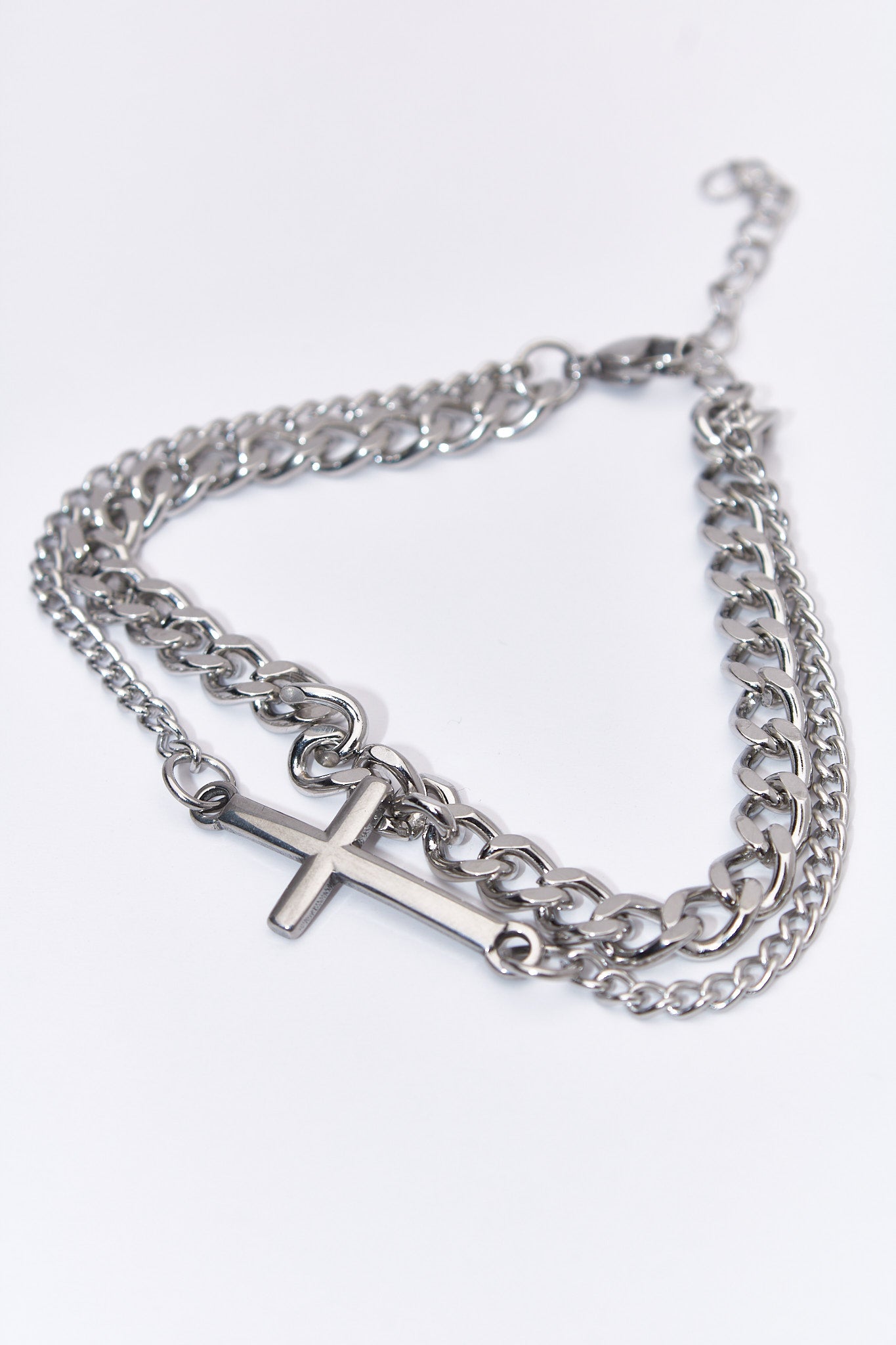 Pulsera doble capa con cruz horizontal