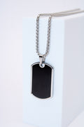 Collar placa octogonal negra — acero inoxidable plateado