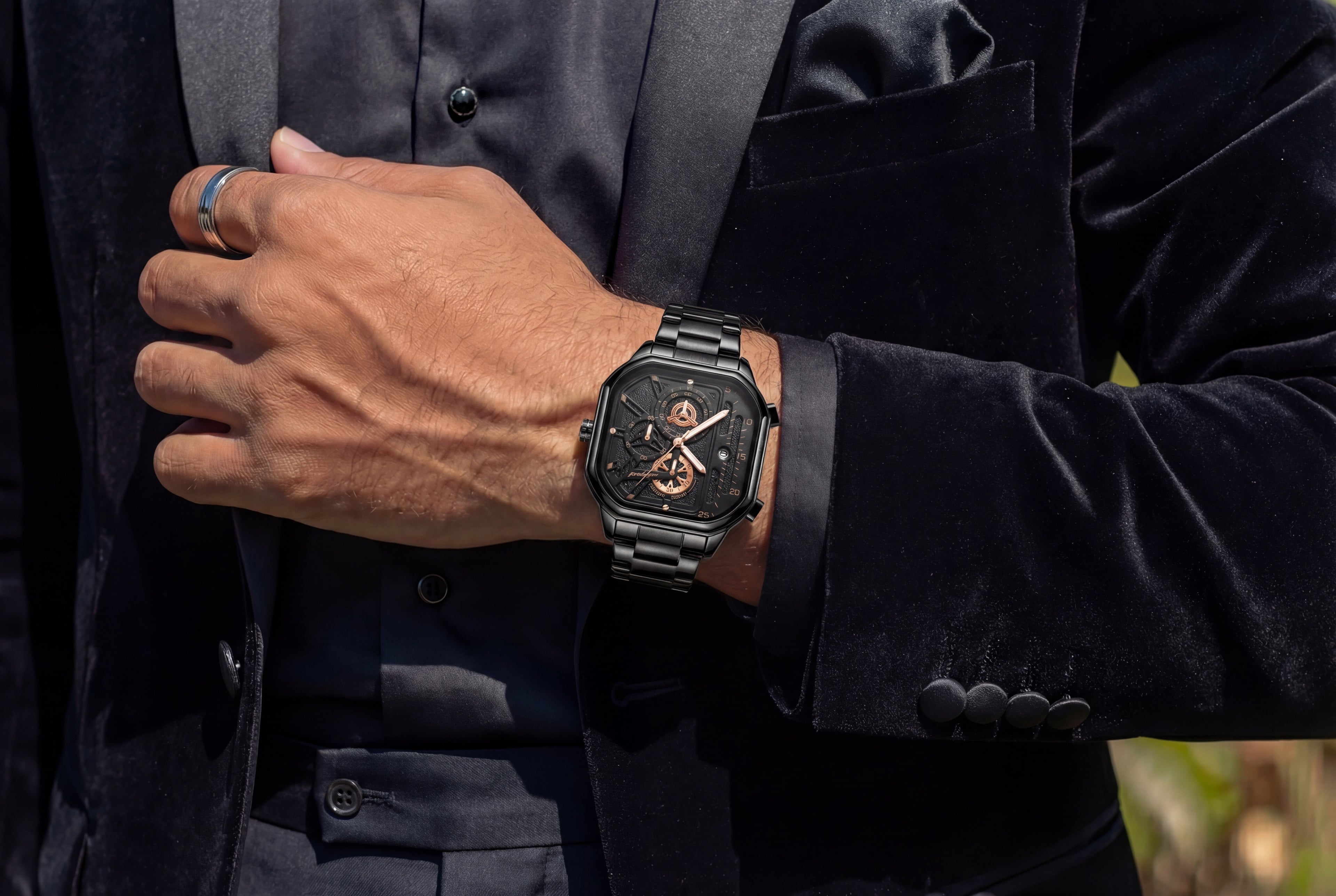 Poedagar Square Black Industrial Clock